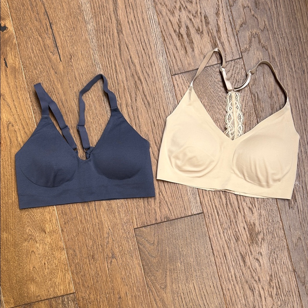 True & Co bundle Seamless Comfort Bralette bra size small NWOT bundle of 2!